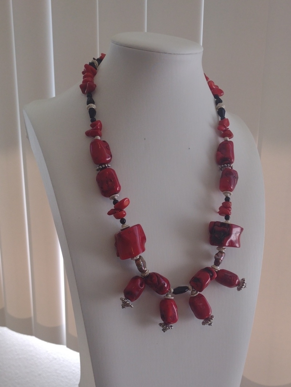 Women's Red Coral Beaded Statement Necklace - Bold Chunky Design